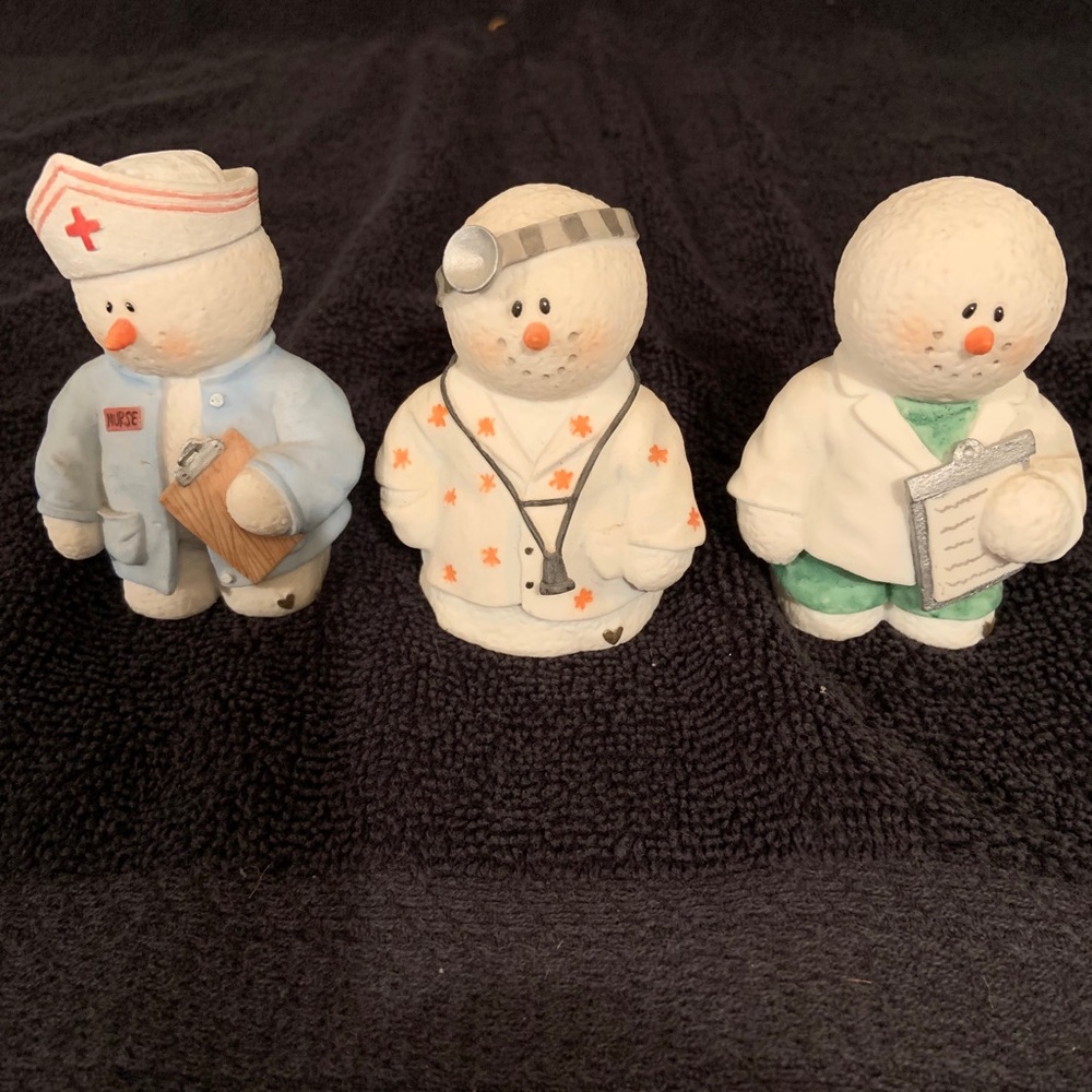Sarah’s Attic Snowonder Dolls